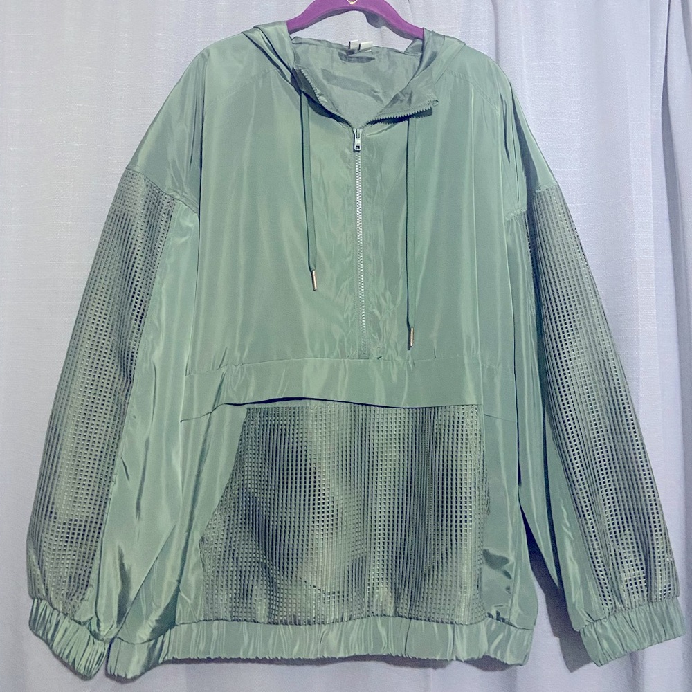 WOMENS WINDBREAKER OLIVE GREEN! SIZE:18/20 BRAND:CATOS NEW WITHOUT TAGS!🔥🔥
